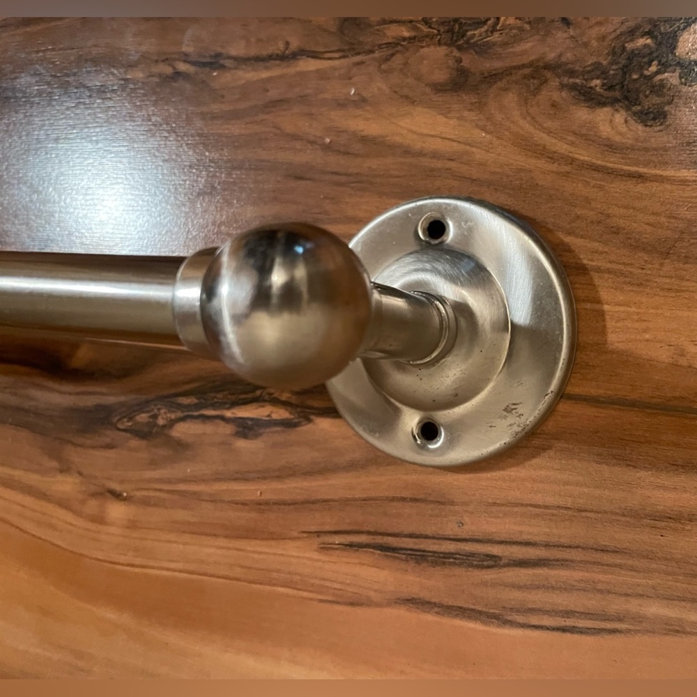 🩶 Nickel Towel Bar